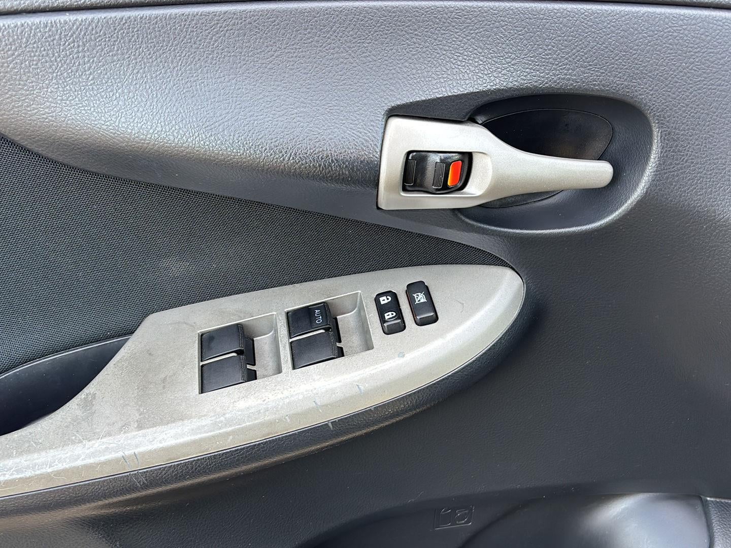 2013 Toyota Corolla S