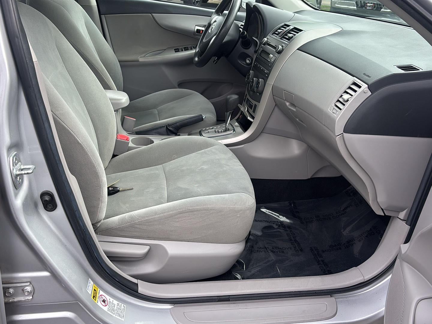 2011 Toyota Corolla LE