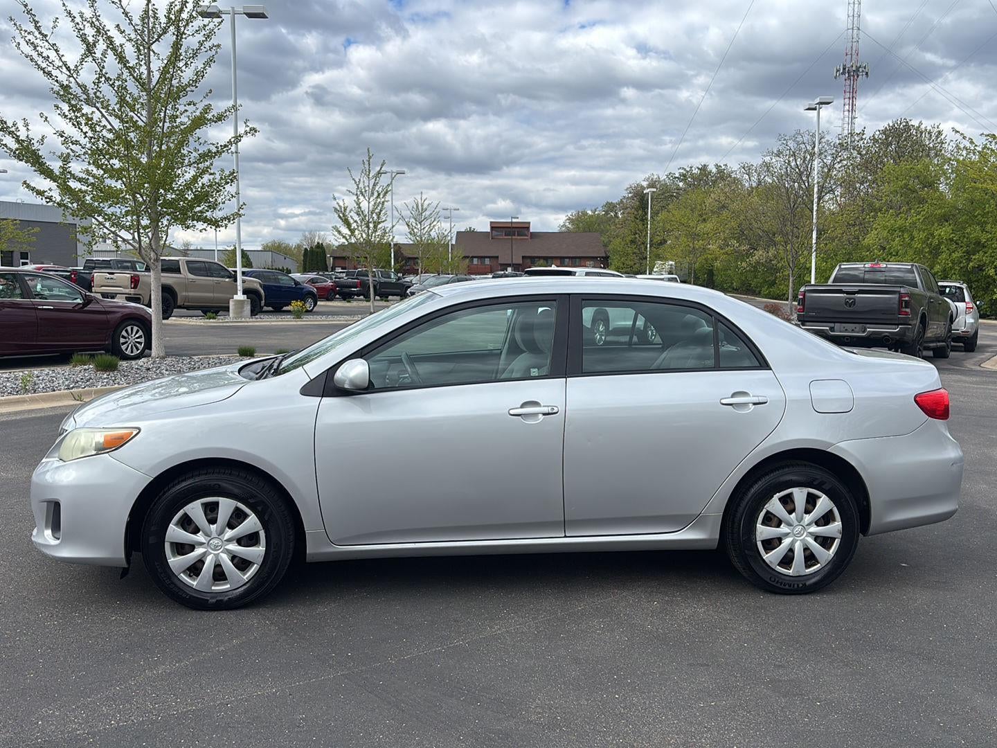 2011 Toyota Corolla LE