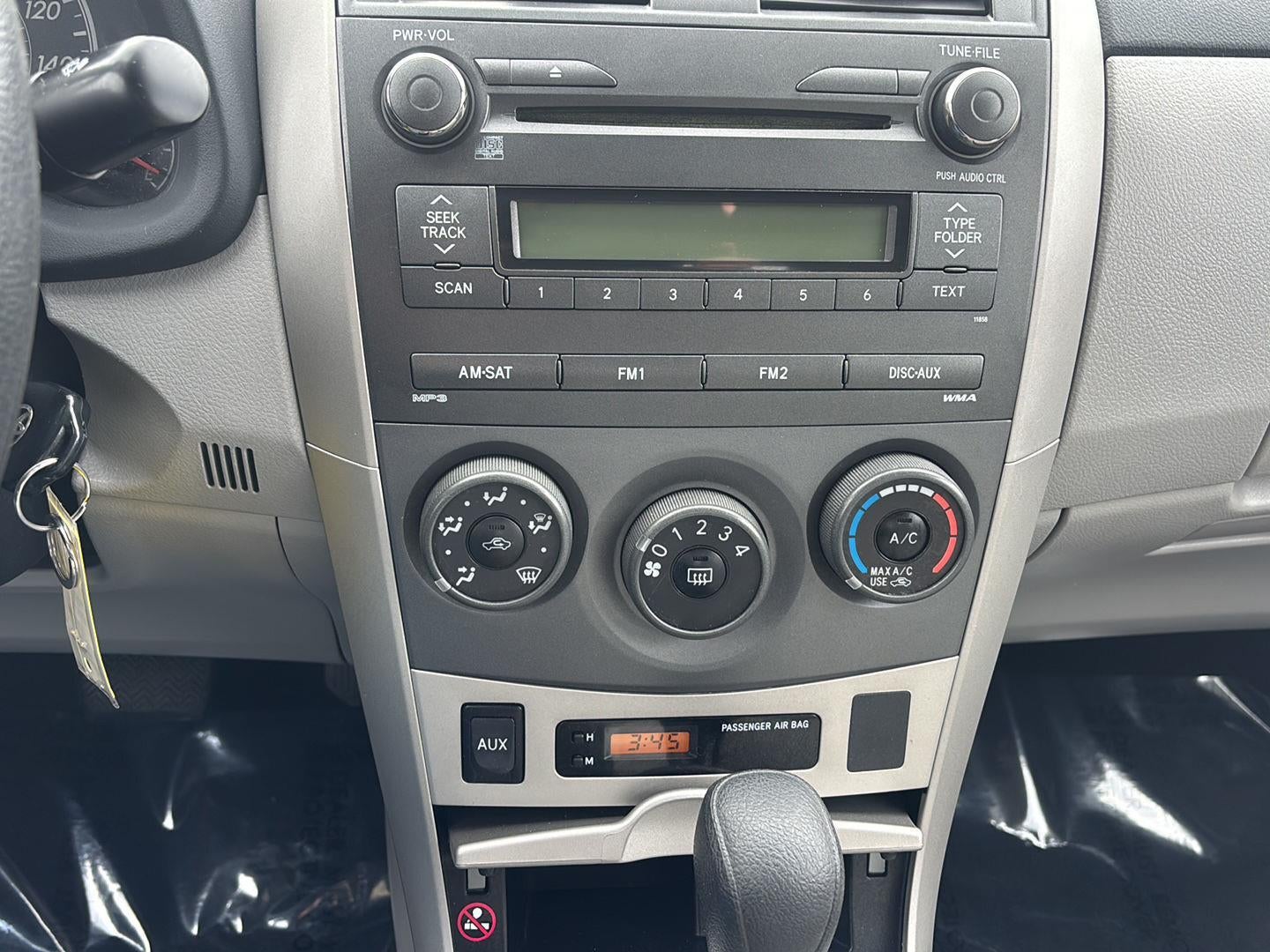 2011 Toyota Corolla LE