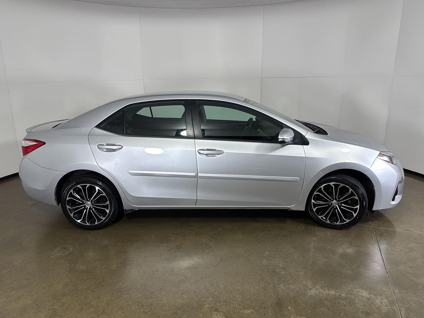 2015 Toyota Corolla S Plus