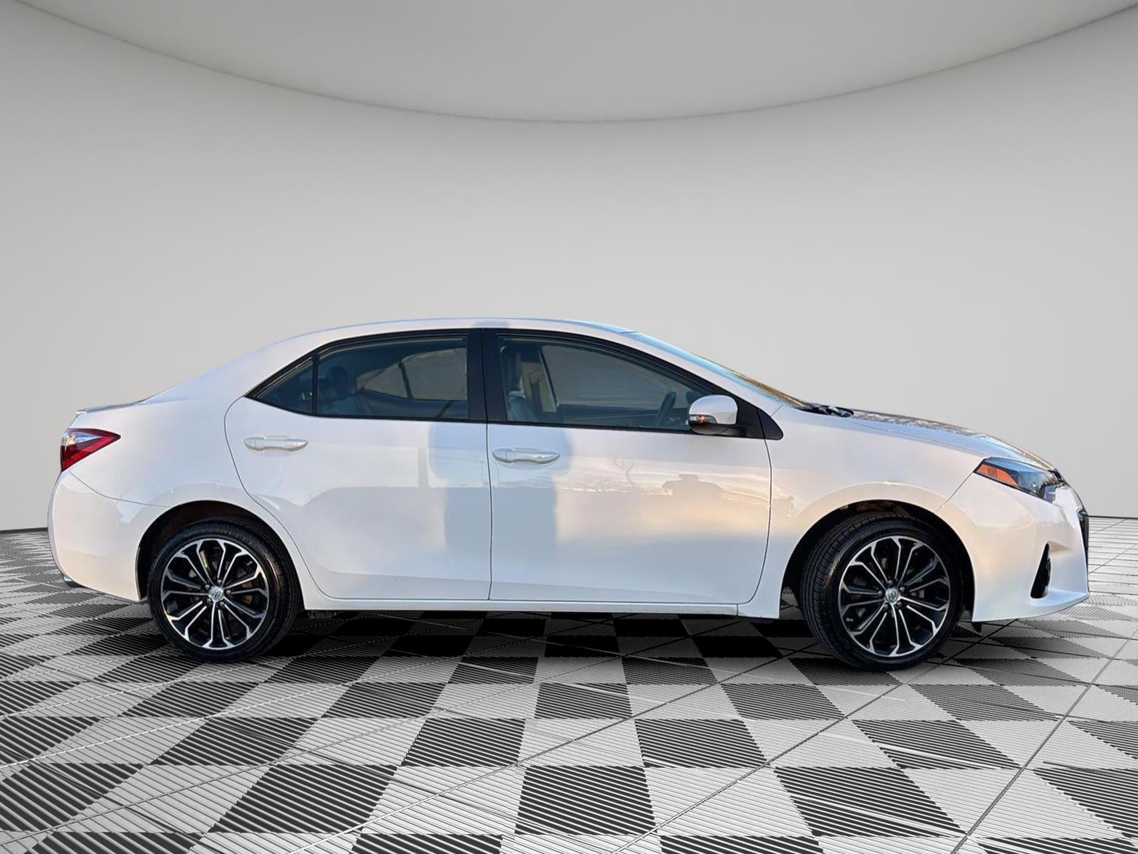 2016 Toyota Corolla S Plus