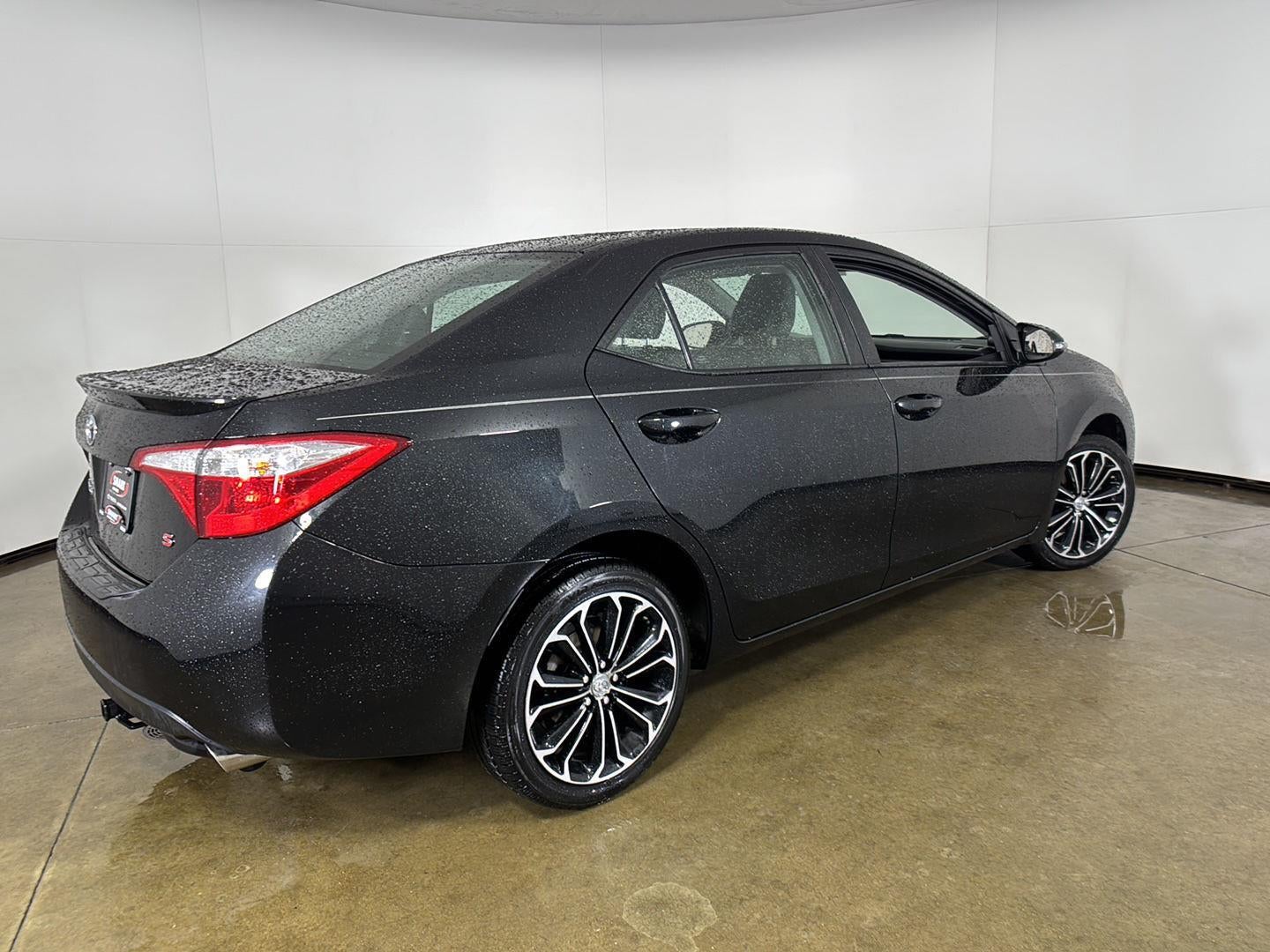 2015 Toyota Corolla S Plus
