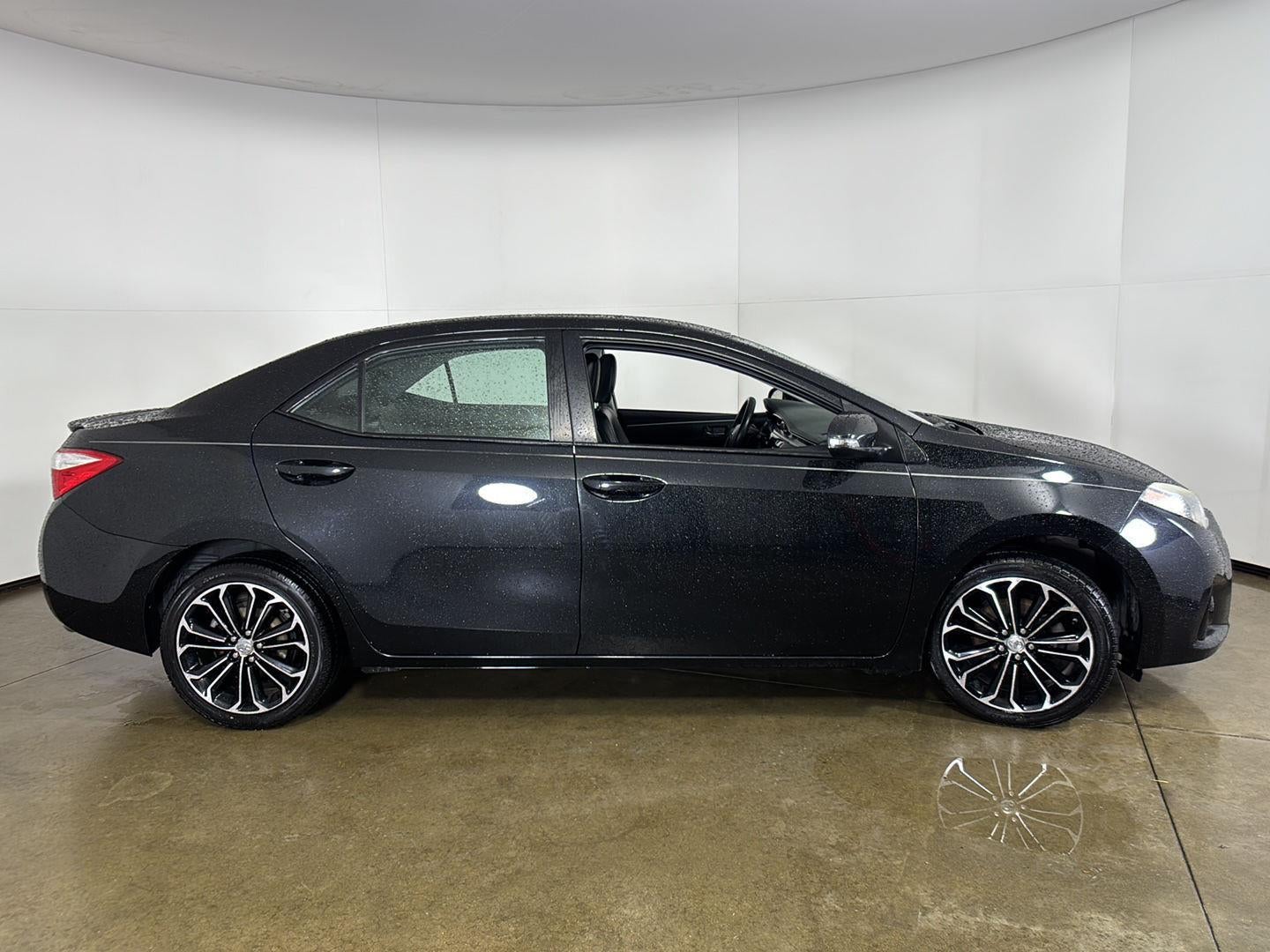 2015 Toyota Corolla S Plus