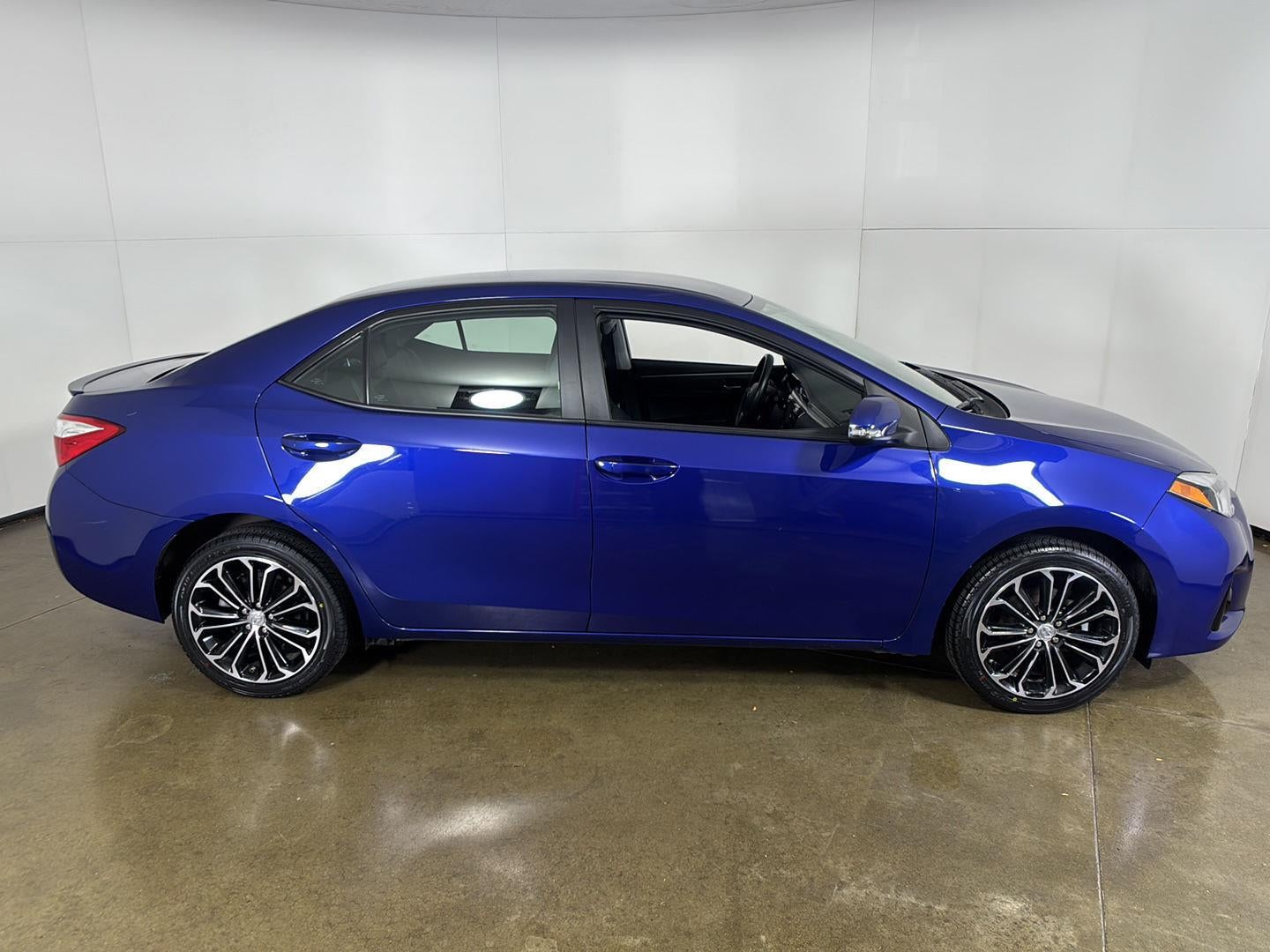 2015 Toyota Corolla S Plus
