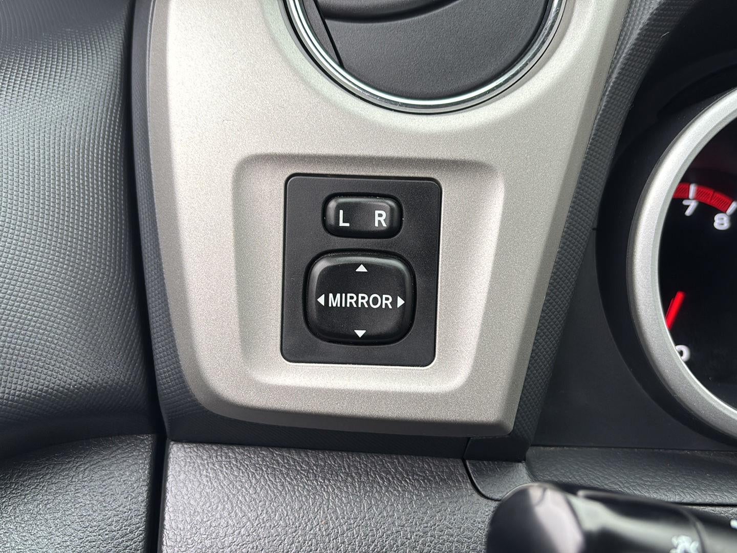 2009 Toyota Matrix Base