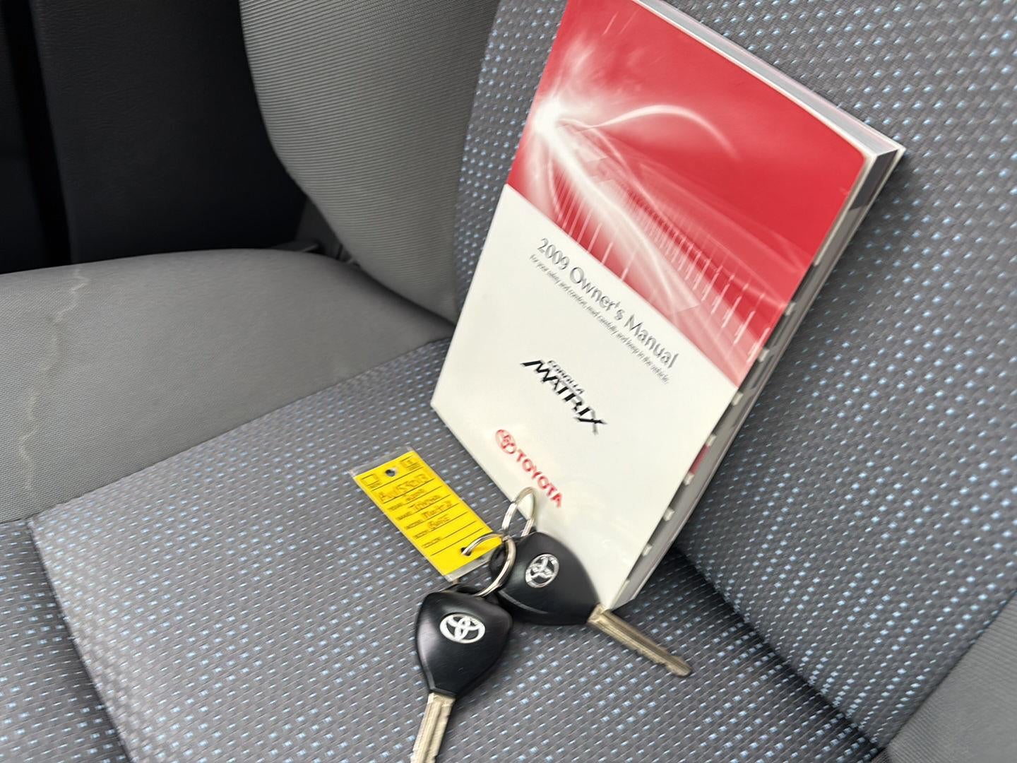 2009 Toyota Matrix Base