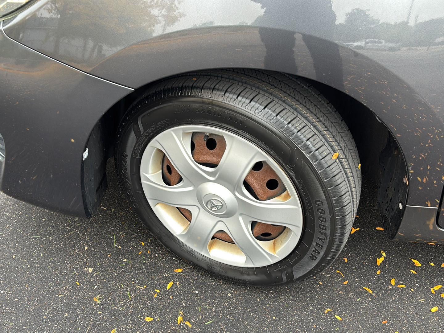 2009 Toyota Matrix Base