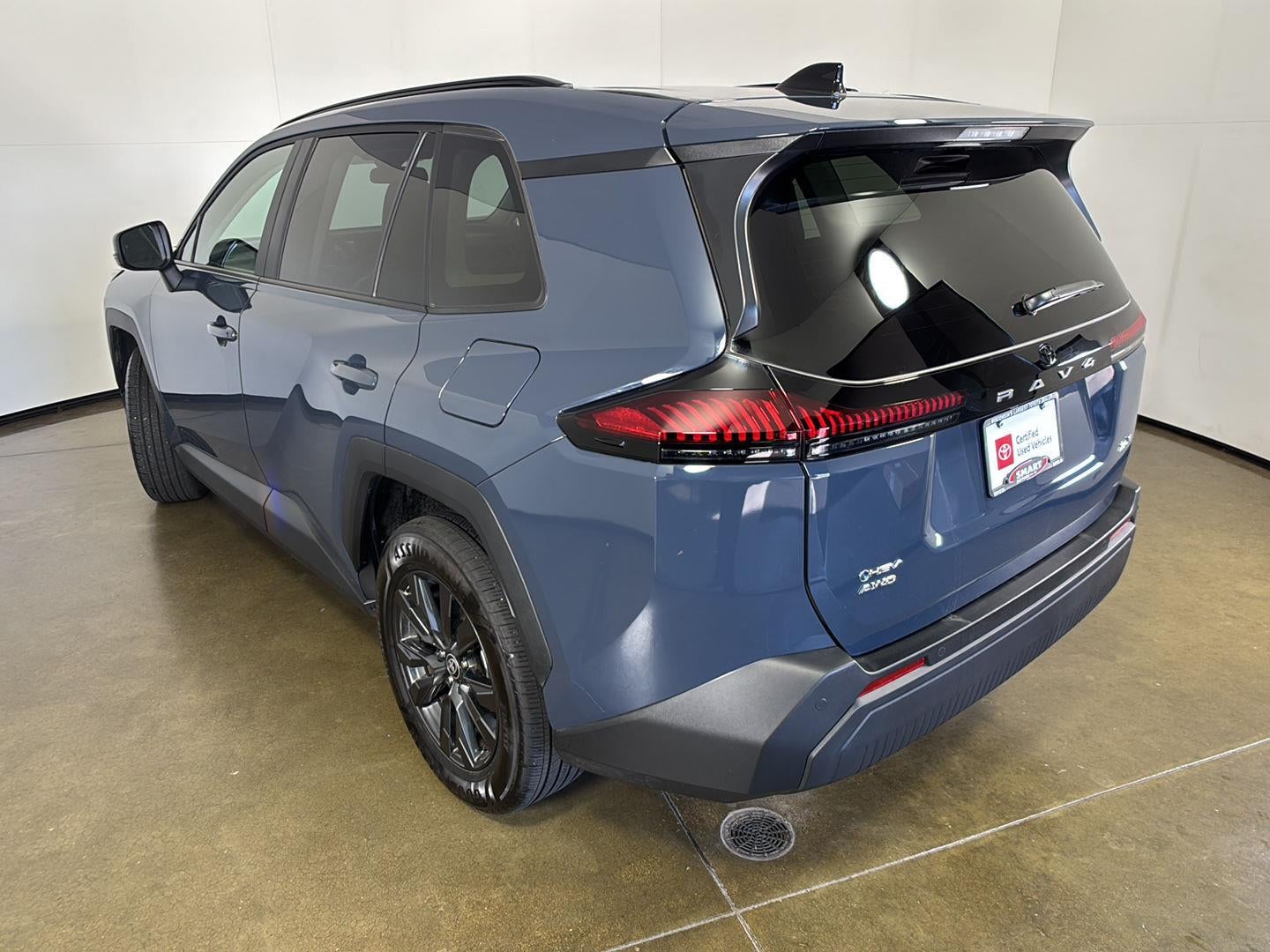 2026 Toyota Rav4 XLE Premium AWD (Natl)