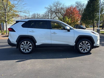2022 Toyota RAV4 XLE Premium