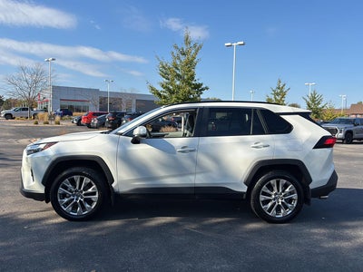 2022 Toyota RAV4 XLE Premium