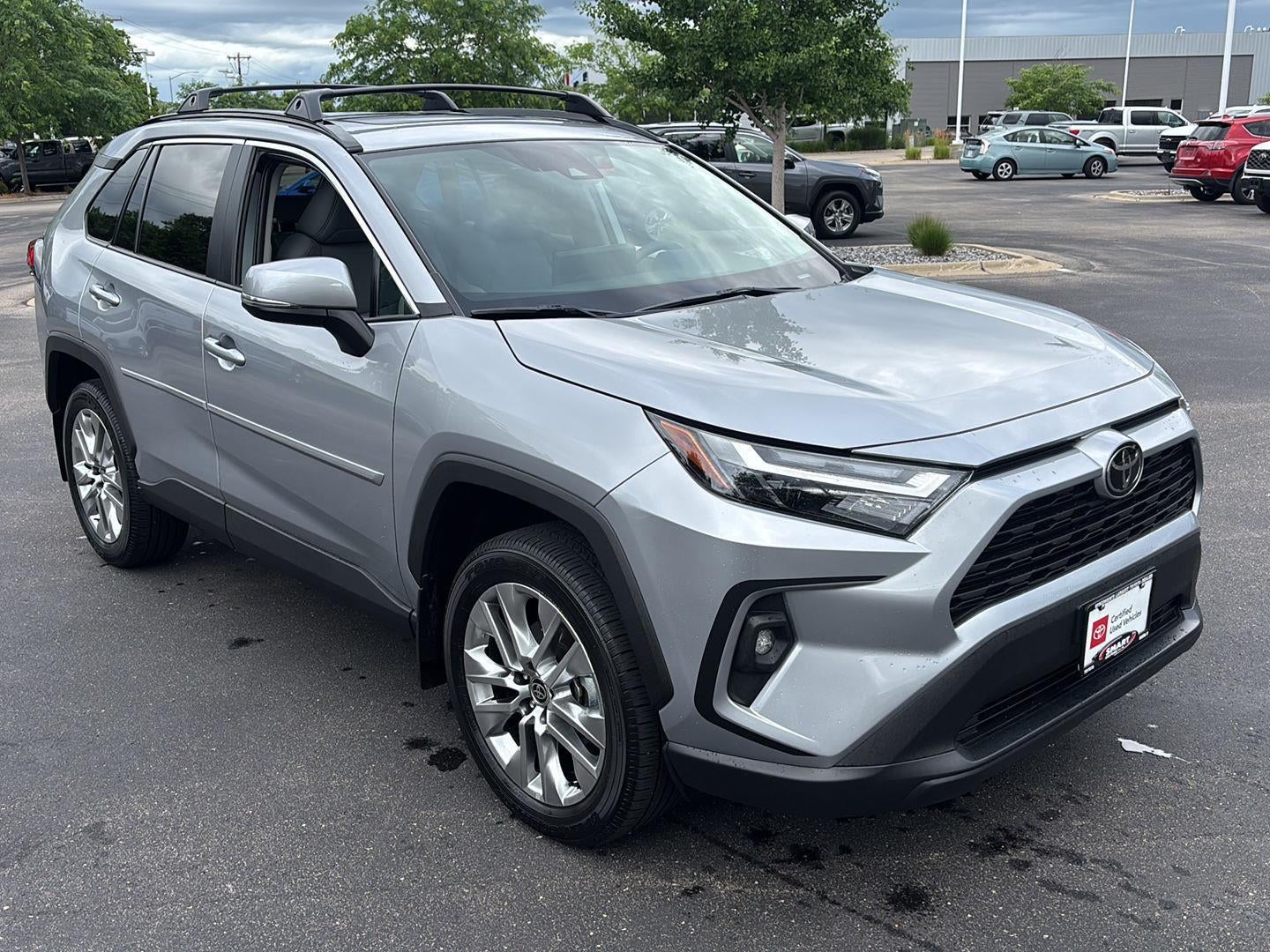 2025 Toyota RAV4 XLE Premium