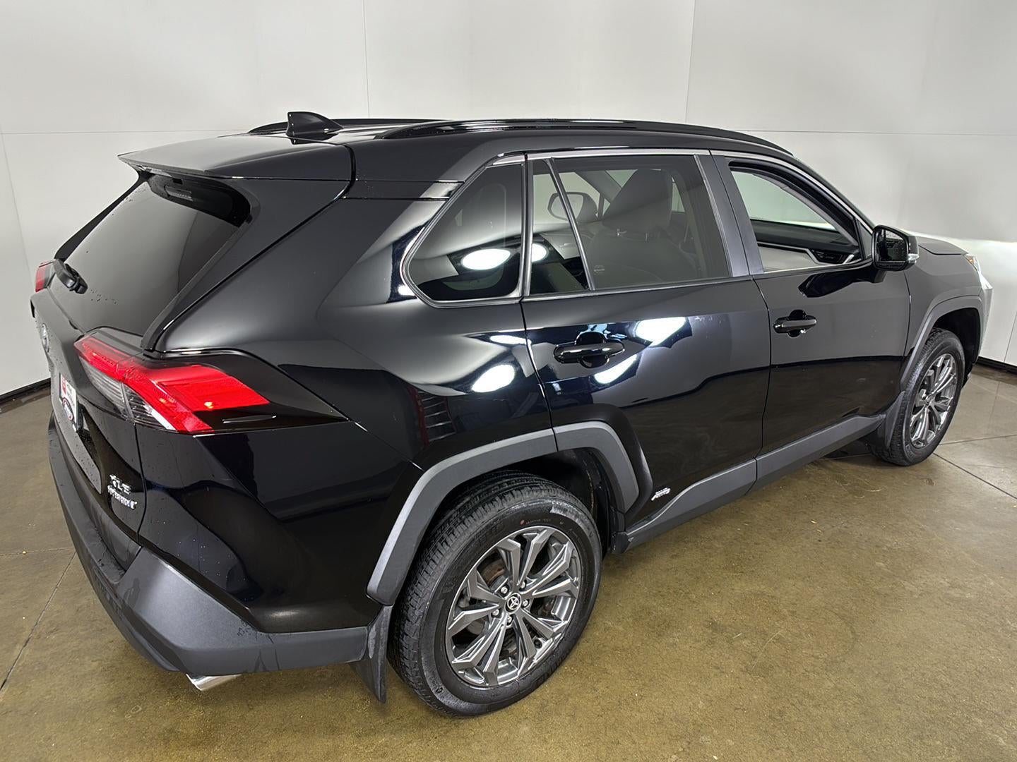 2024 Toyota RAV4 Hybrid XLE Premium