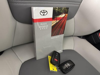 2024 Toyota RAV4 Hybrid XLE Premium