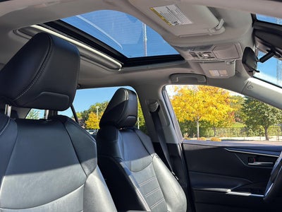 2024 Toyota Rav4 Hybrid XLE Premium