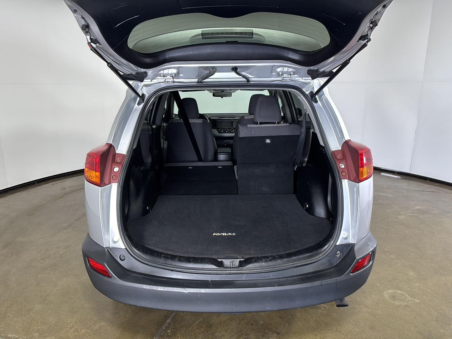 2013 Toyota RAV4 LE