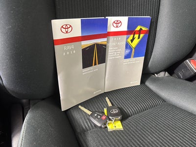 2018 Toyota RAV4 LE