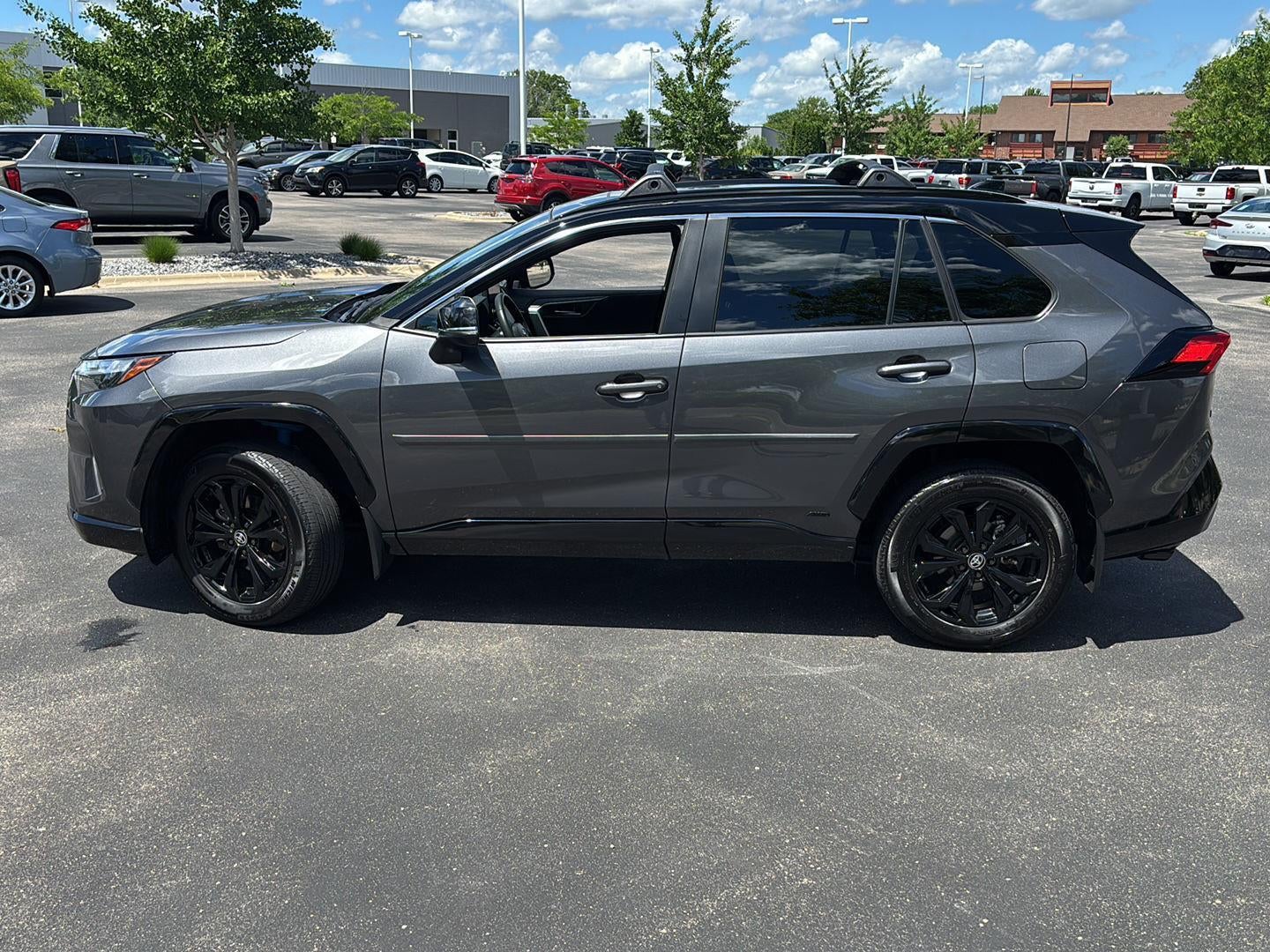 2024 Toyota RAV4 Hybrid XSE