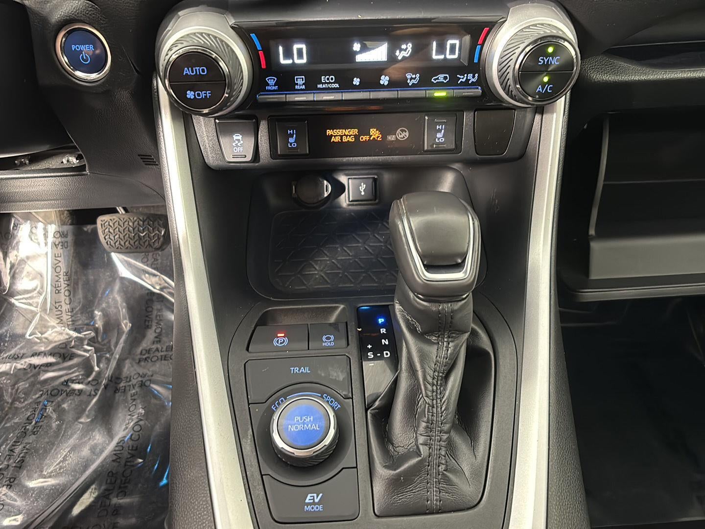 2020 Toyota RAV4 Hybrid XSE