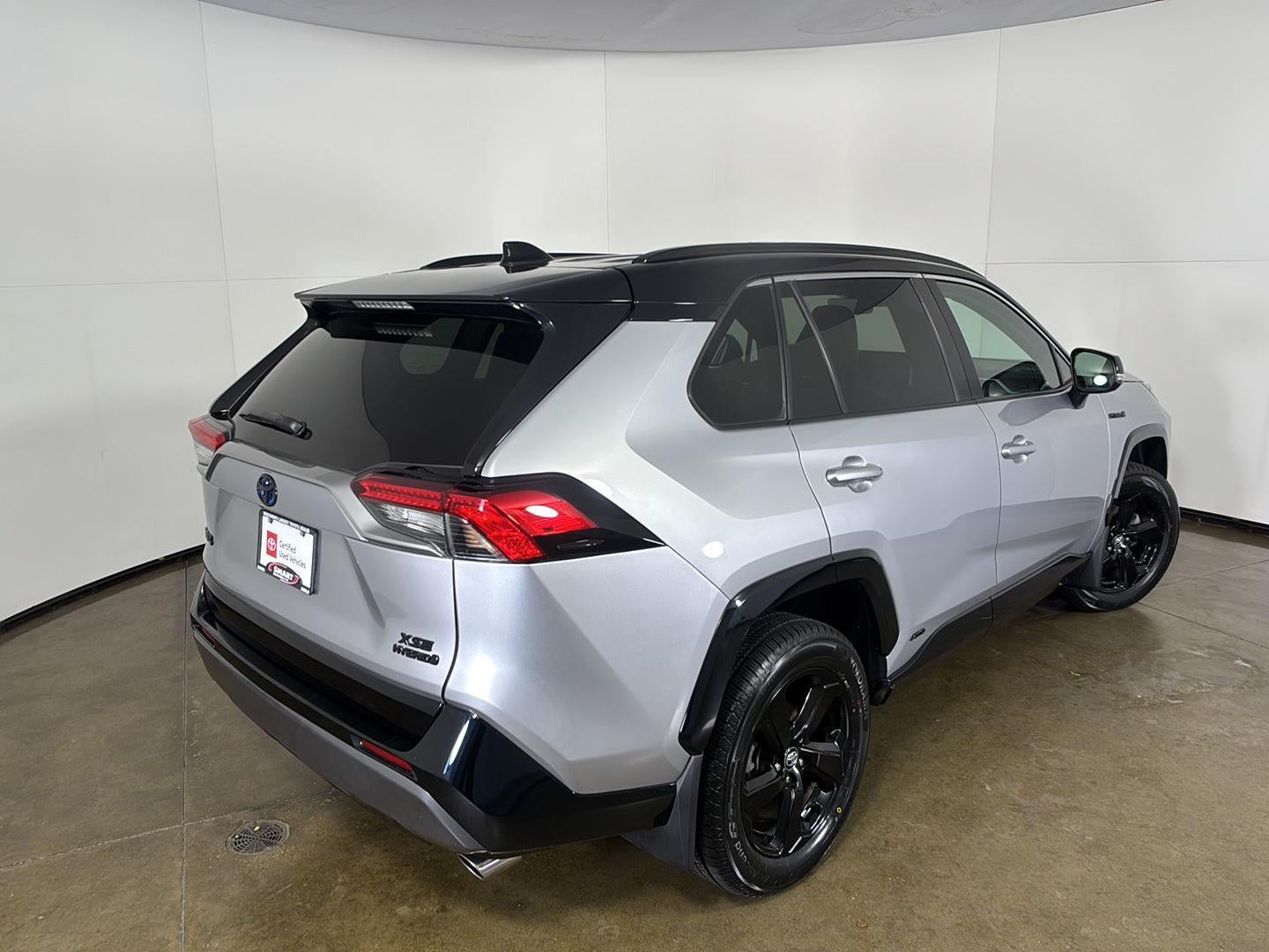 2020 Toyota RAV4 Hybrid XSE