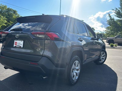 2020 Toyota RAV4 LE