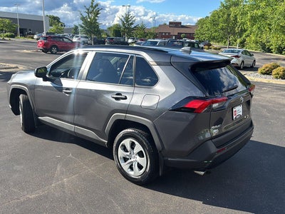2020 Toyota RAV4 LE