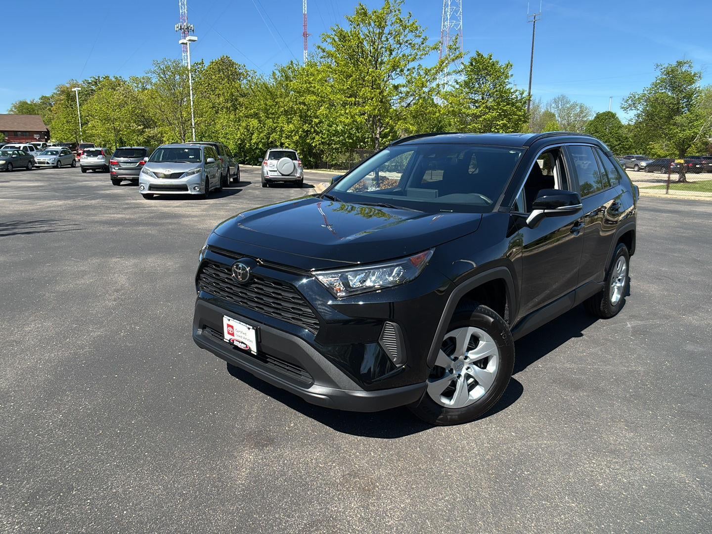 2020 Toyota RAV4 LE