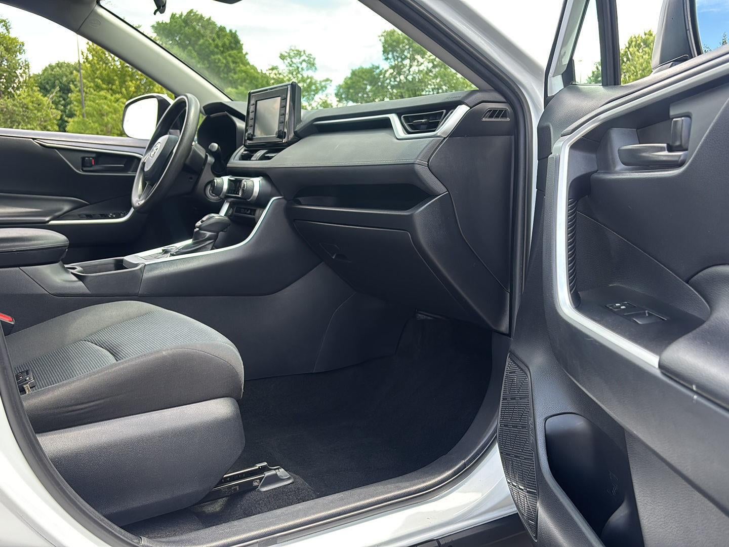 2019 Toyota RAV4 Hybrid LE