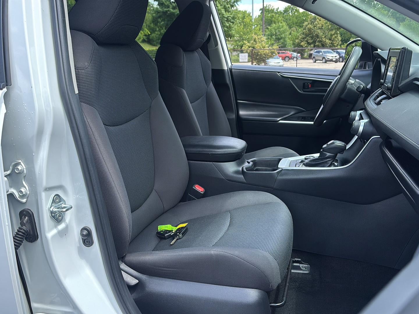 2019 Toyota RAV4 Hybrid LE