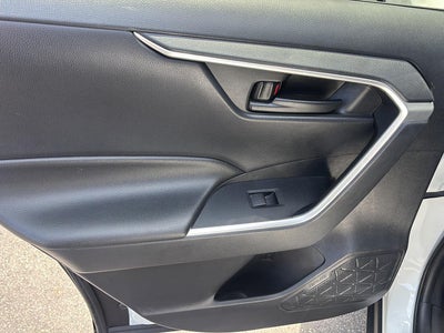 2019 Toyota RAV4 Hybrid LE