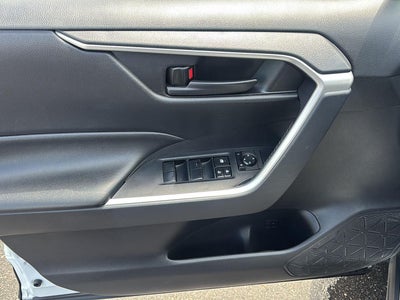 2019 Toyota RAV4 Hybrid LE