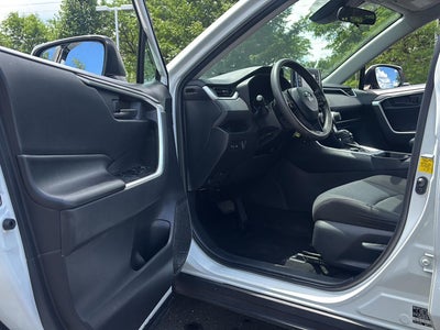 2019 Toyota RAV4 Hybrid LE