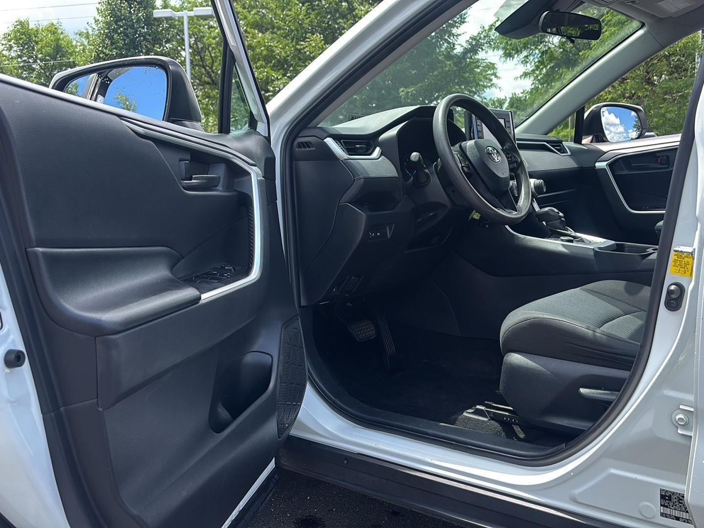 2019 Toyota RAV4 Hybrid LE
