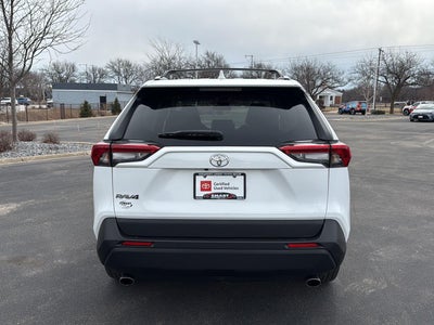 2021 Toyota RAV4 XLE