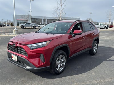 2025 Toyota RAV4 XLE