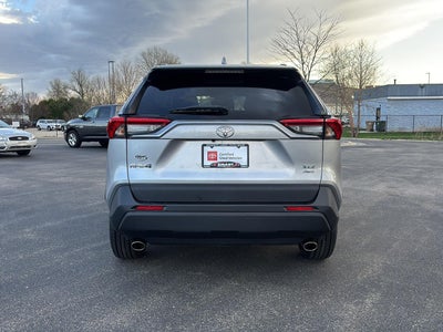 2020 Toyota RAV4 XLE