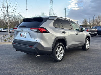 2020 Toyota RAV4 XLE