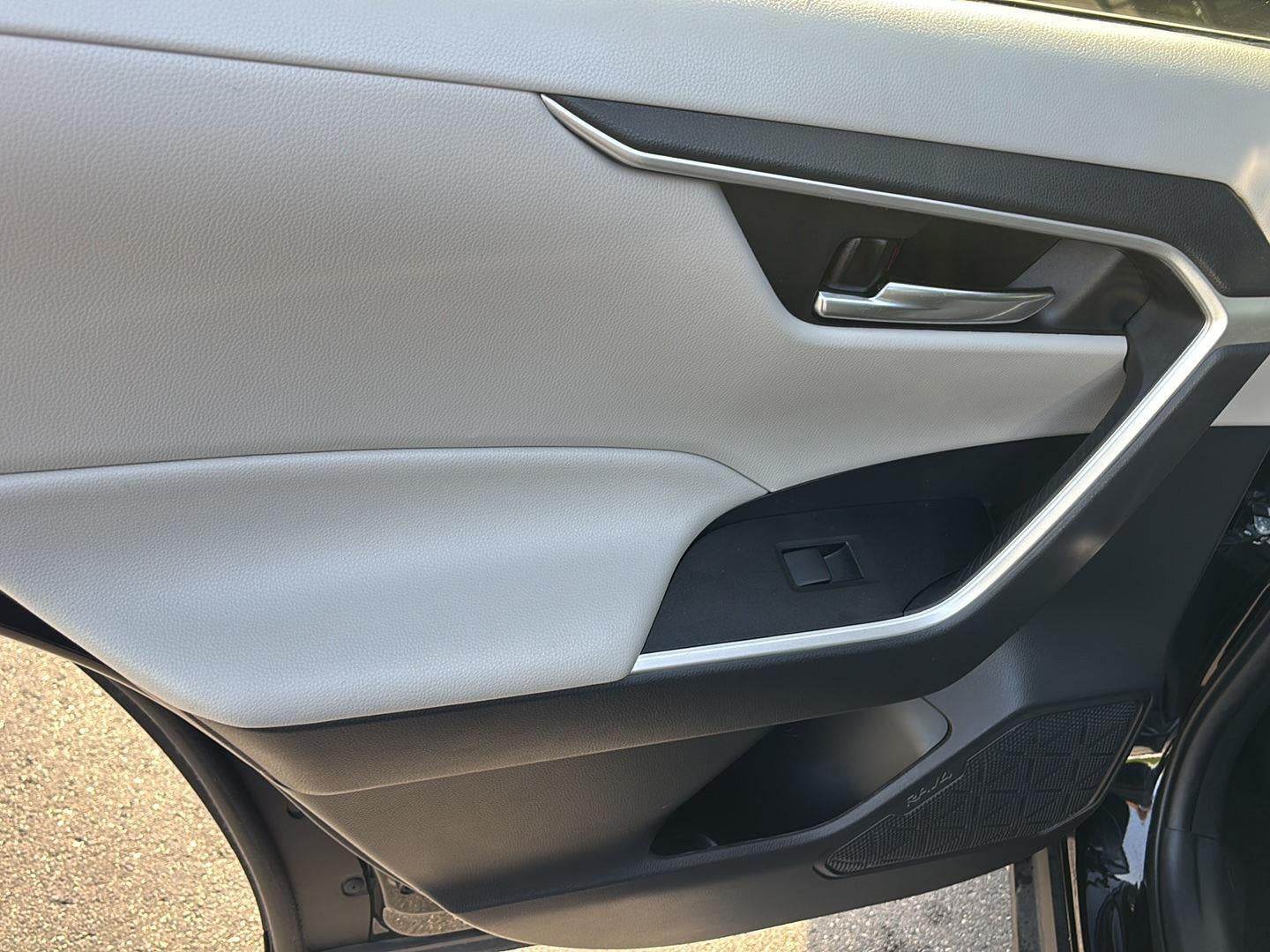 2021 Toyota RAV4 Base