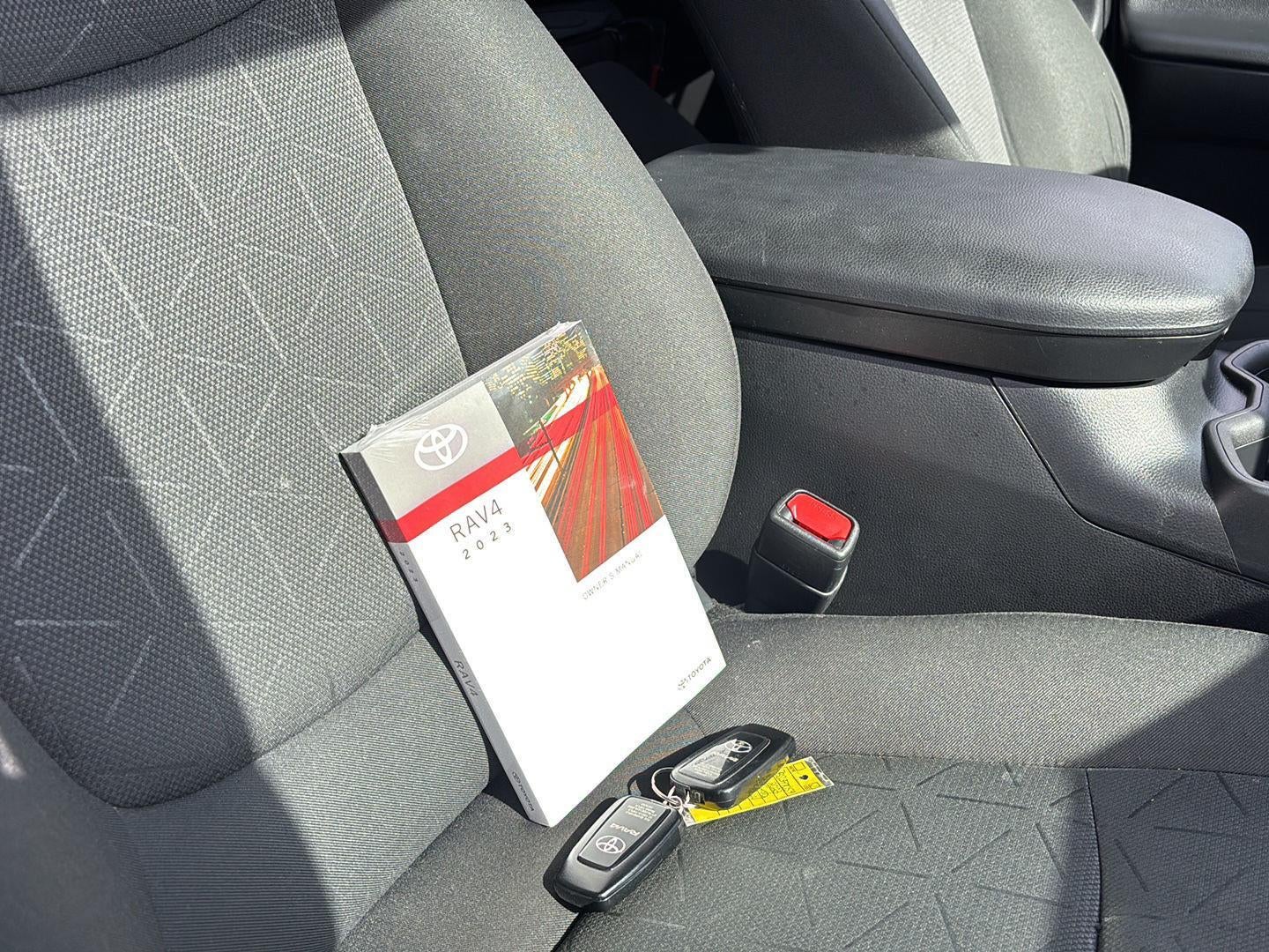 2023 Toyota RAV4 XLE