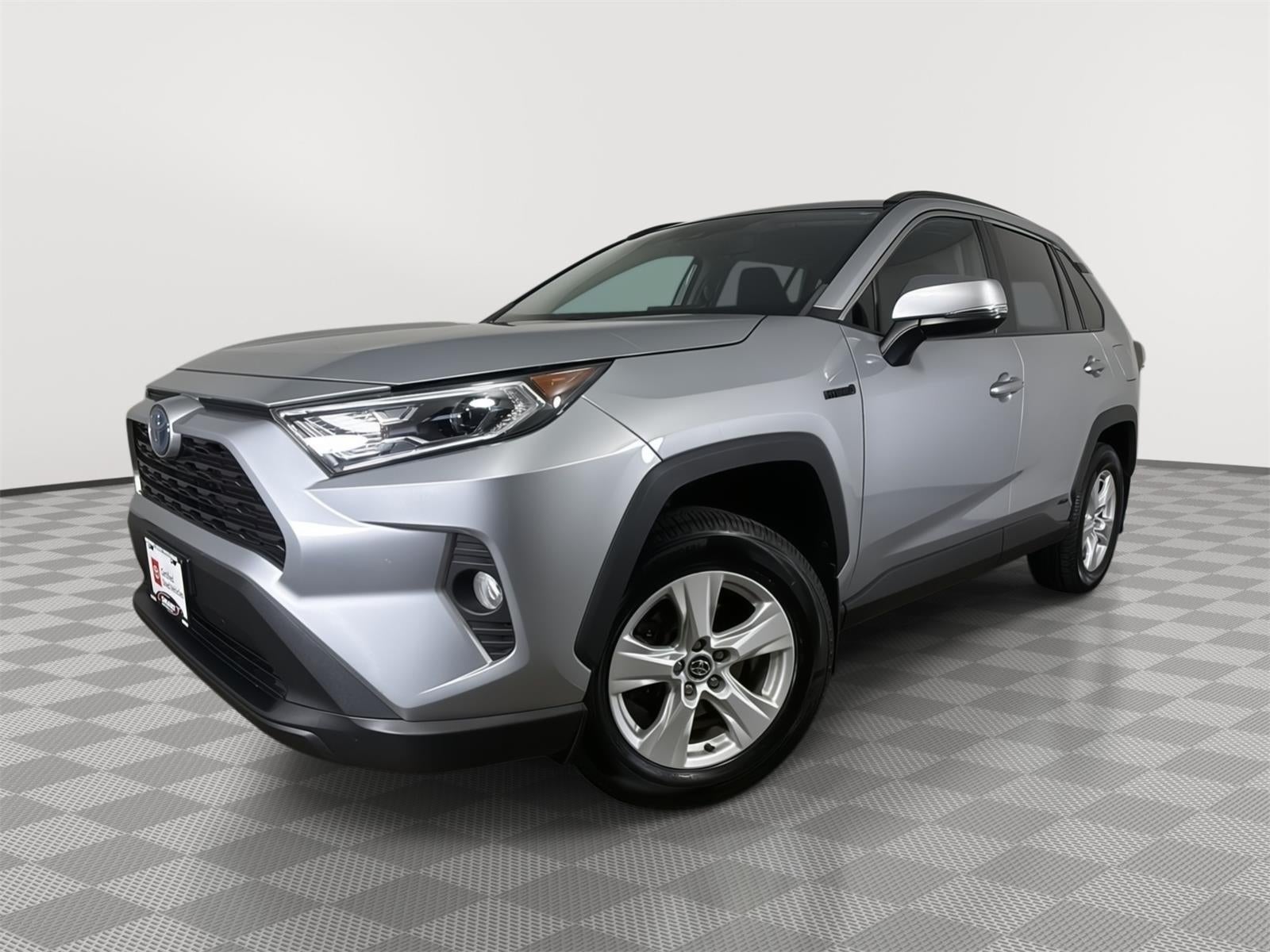 2020 Toyota RAV4 Hybrid XLE