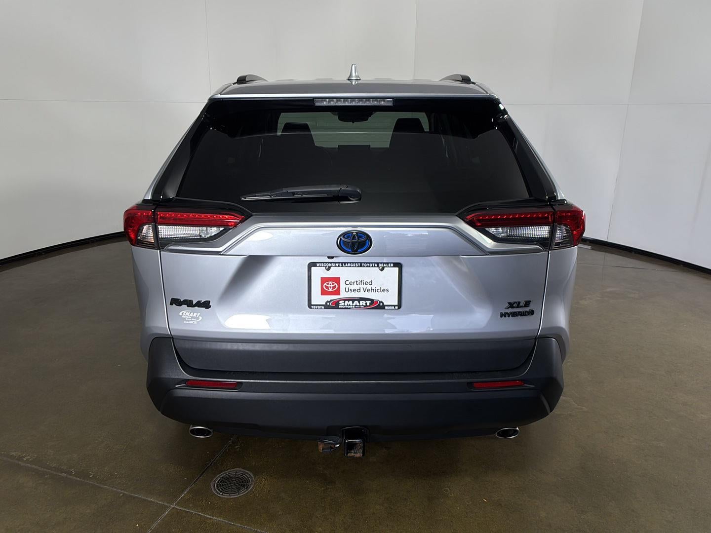2020 Toyota RAV4 Hybrid XLE