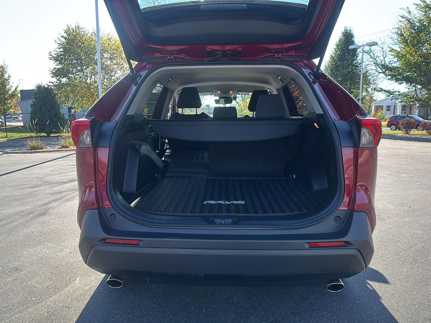 2020 Toyota RAV4 Hybrid XLE