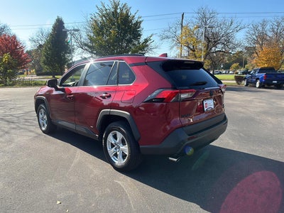 2020 Toyota RAV4 Hybrid XLE