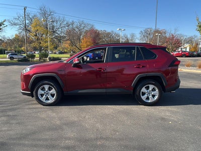 2020 Toyota RAV4 Hybrid XLE