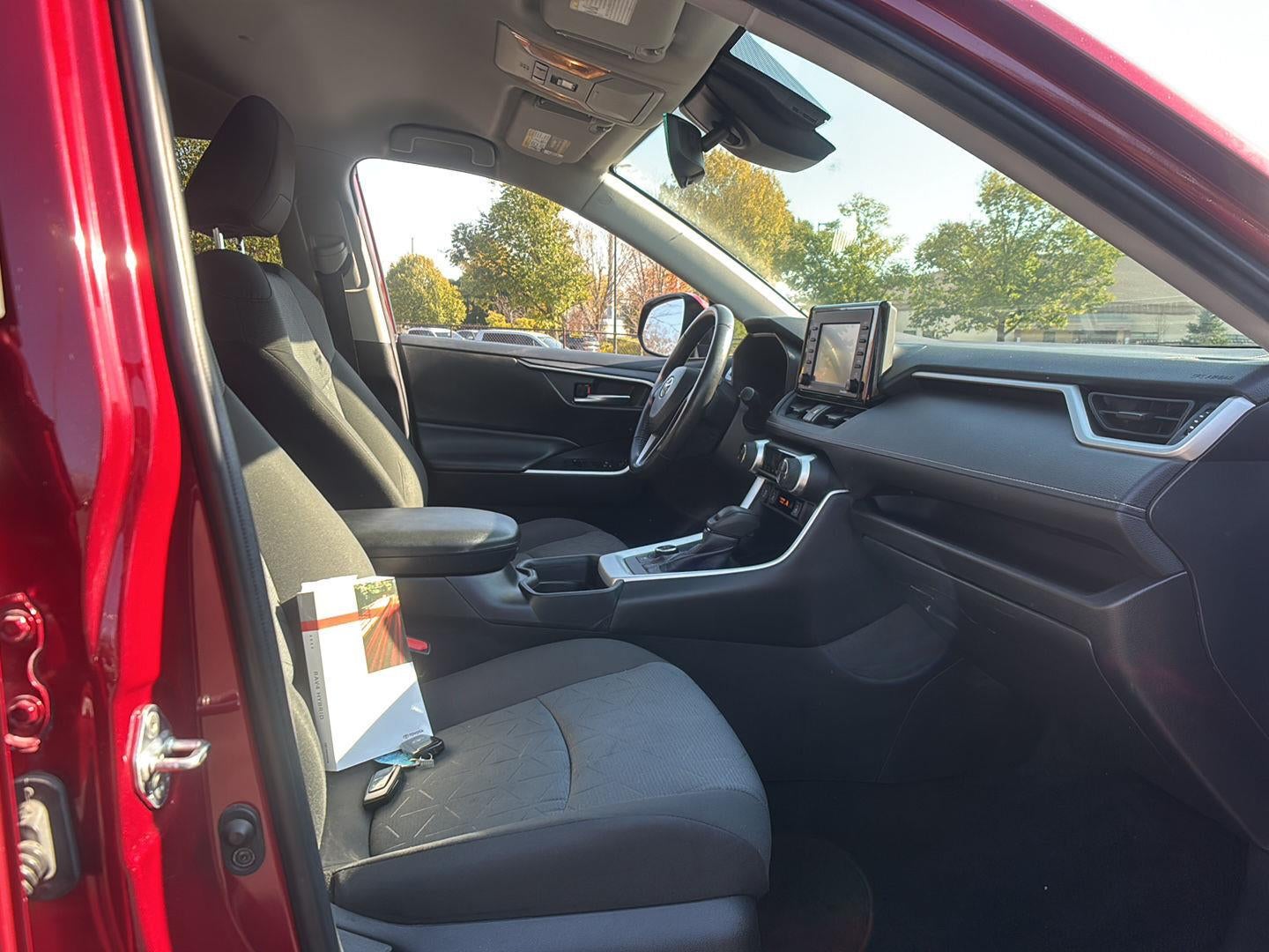 2020 Toyota RAV4 Hybrid XLE