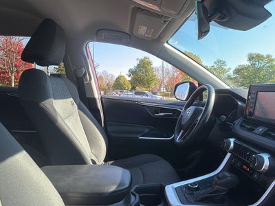2020 Toyota RAV4 Hybrid XLE