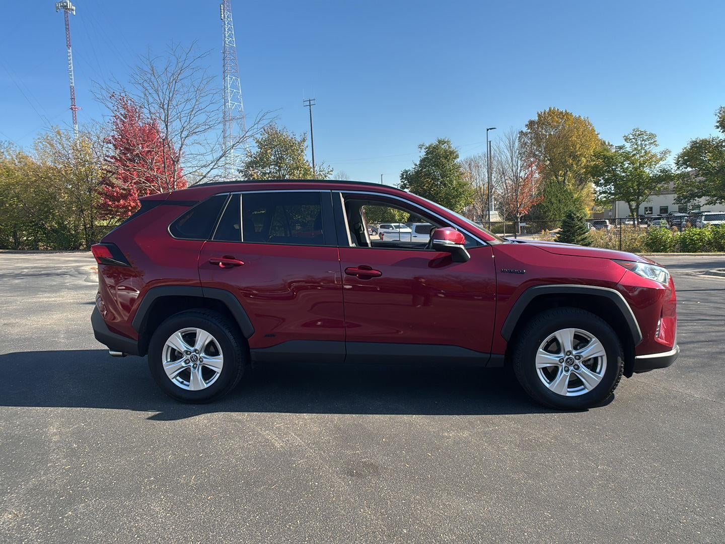 2020 Toyota RAV4 Hybrid XLE