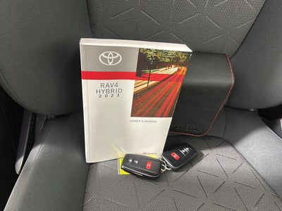 2023 Toyota Rav4 Hybrid XLE