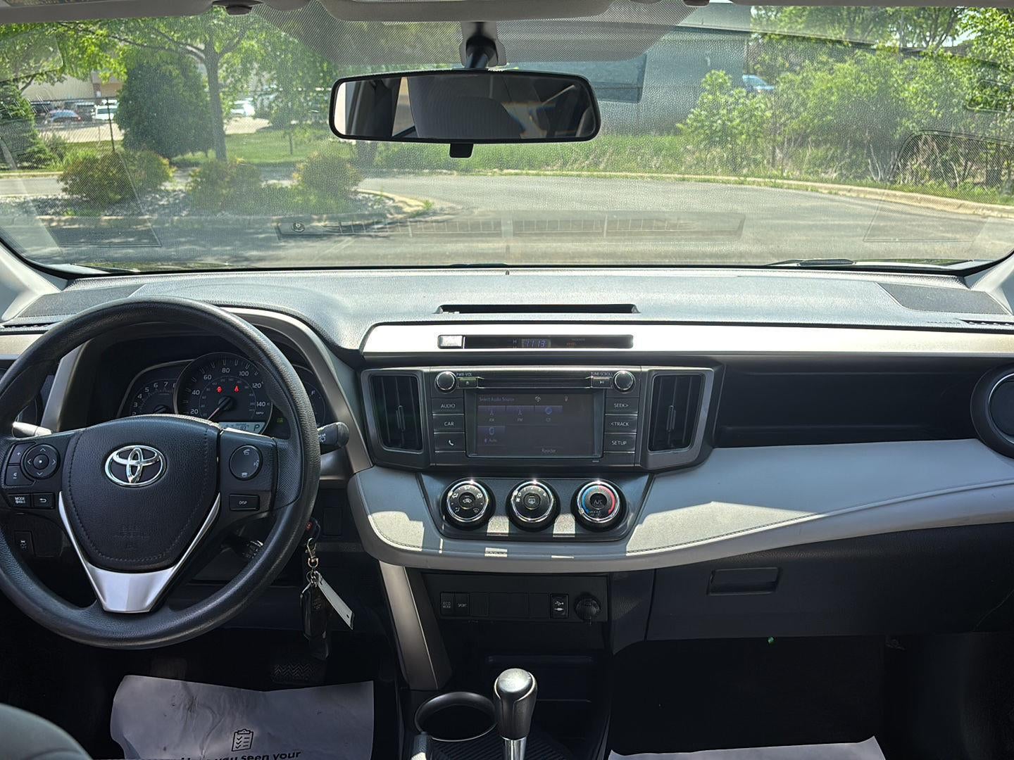 2015 Toyota RAV4 LE