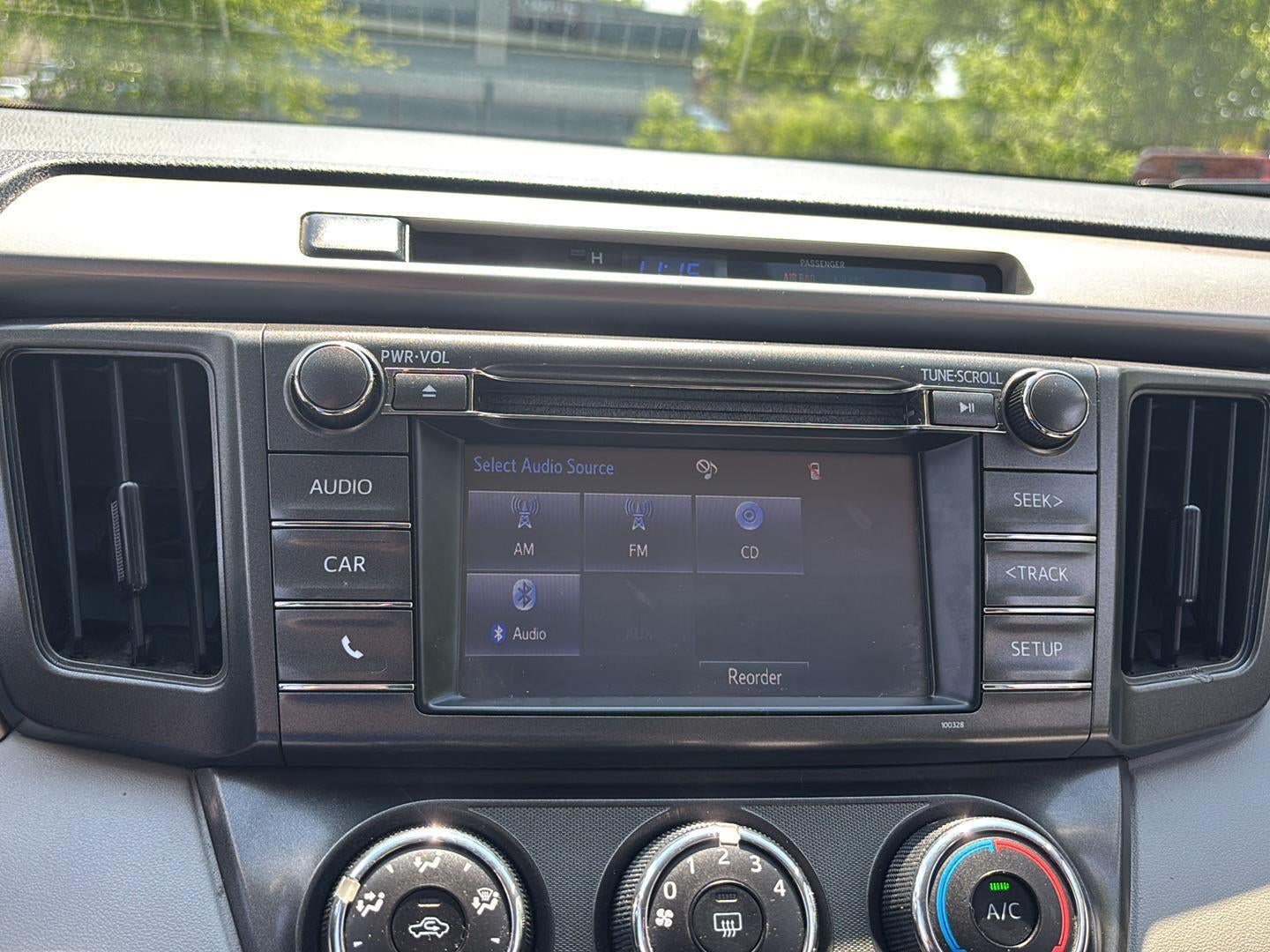 2015 Toyota RAV4 LE